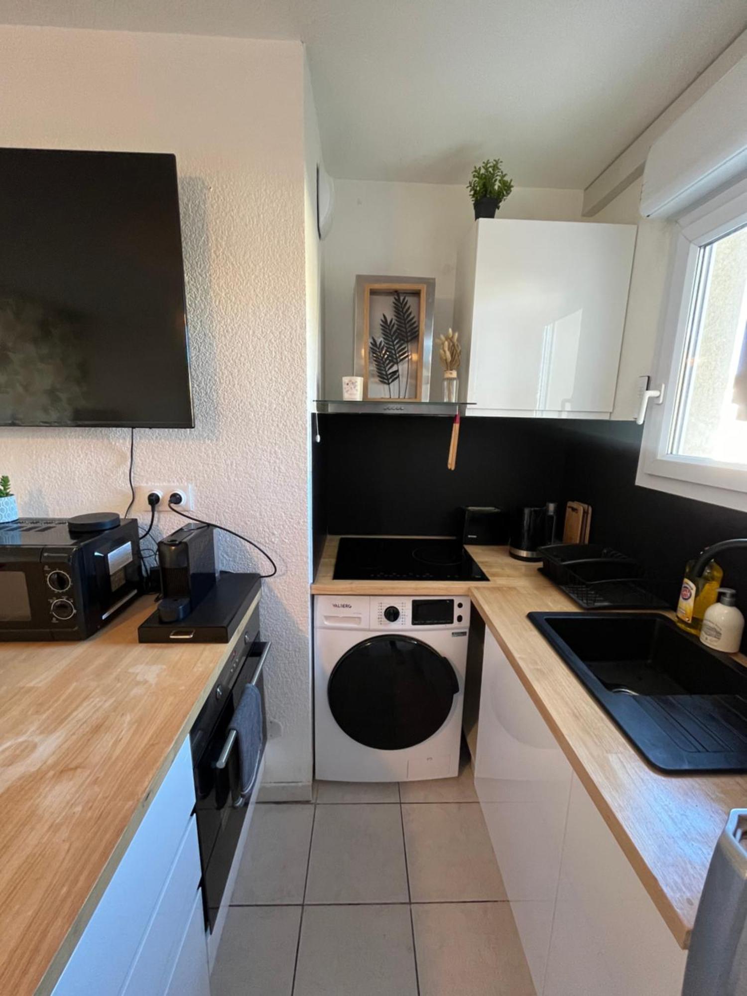 Joli T2/ Tram/ Clim/ Parking/ Wifi/ Piscine Montpellier Exterior foto